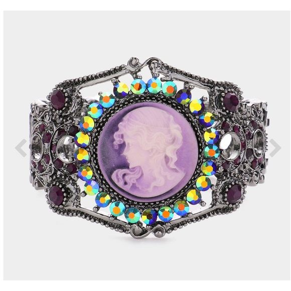 AJ Jewelry - NWT Victorian Elegance by AJ violet ceramic cameo clamper bracelet.  Left facing